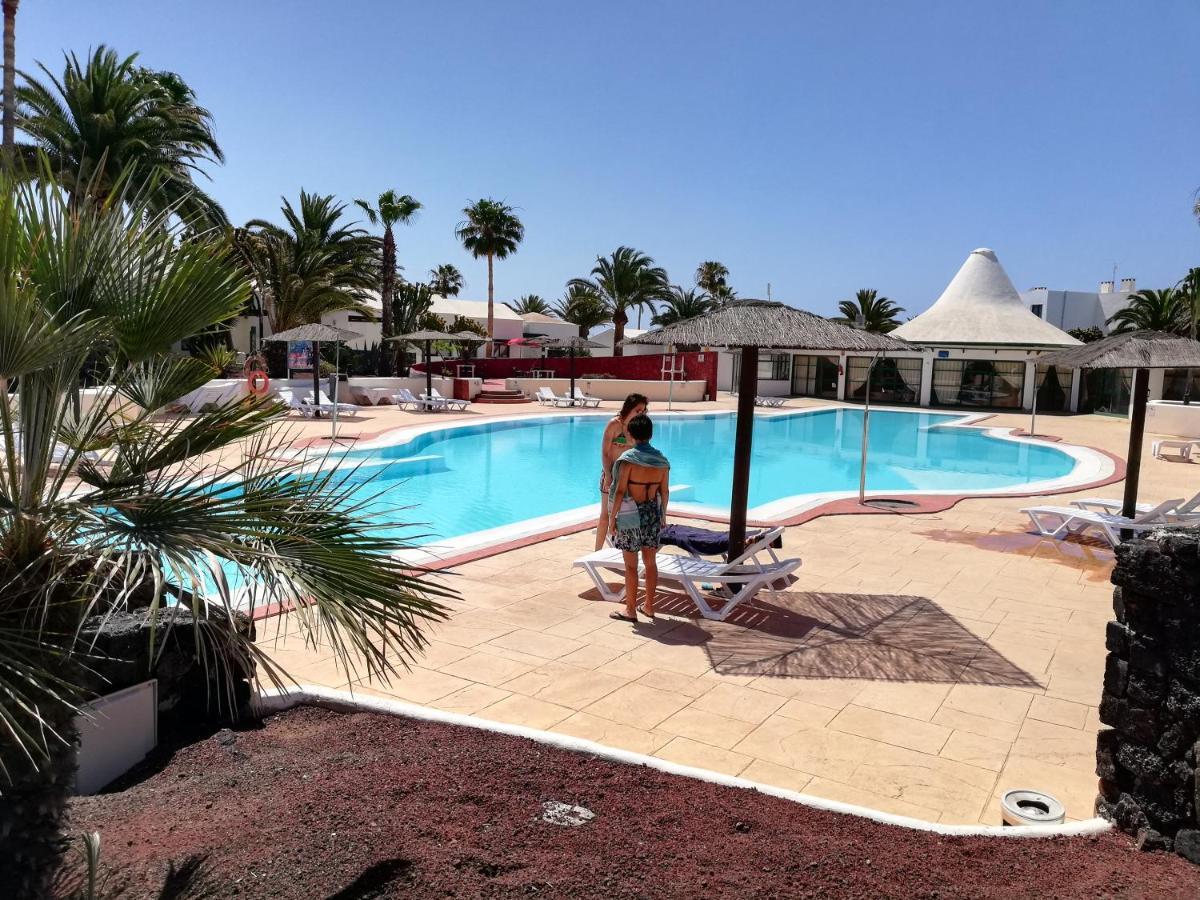 Apartamento Luca 05 En Playa Roca Costa Teguise Extérieur photo
