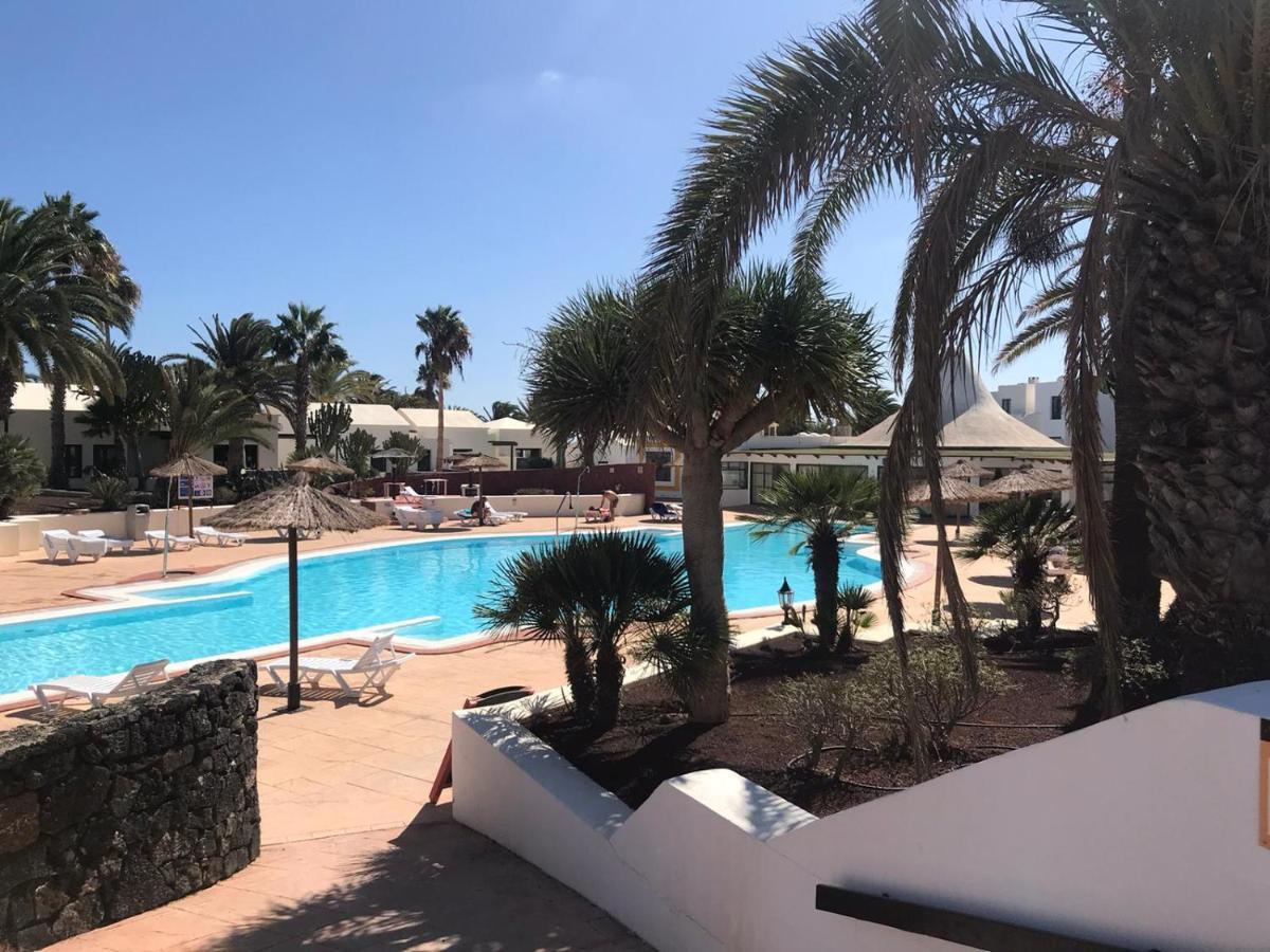 Apartamento Luca 05 En Playa Roca Costa Teguise Extérieur photo